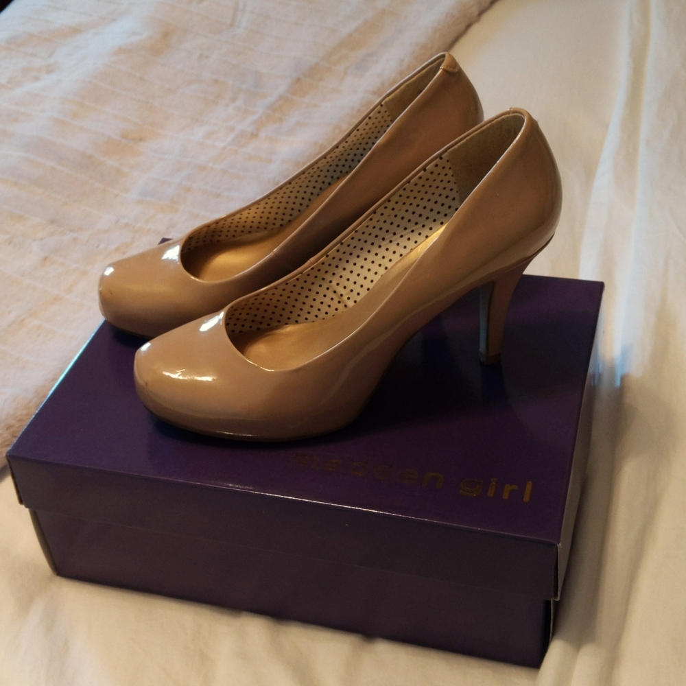 Madden Girl nude heels